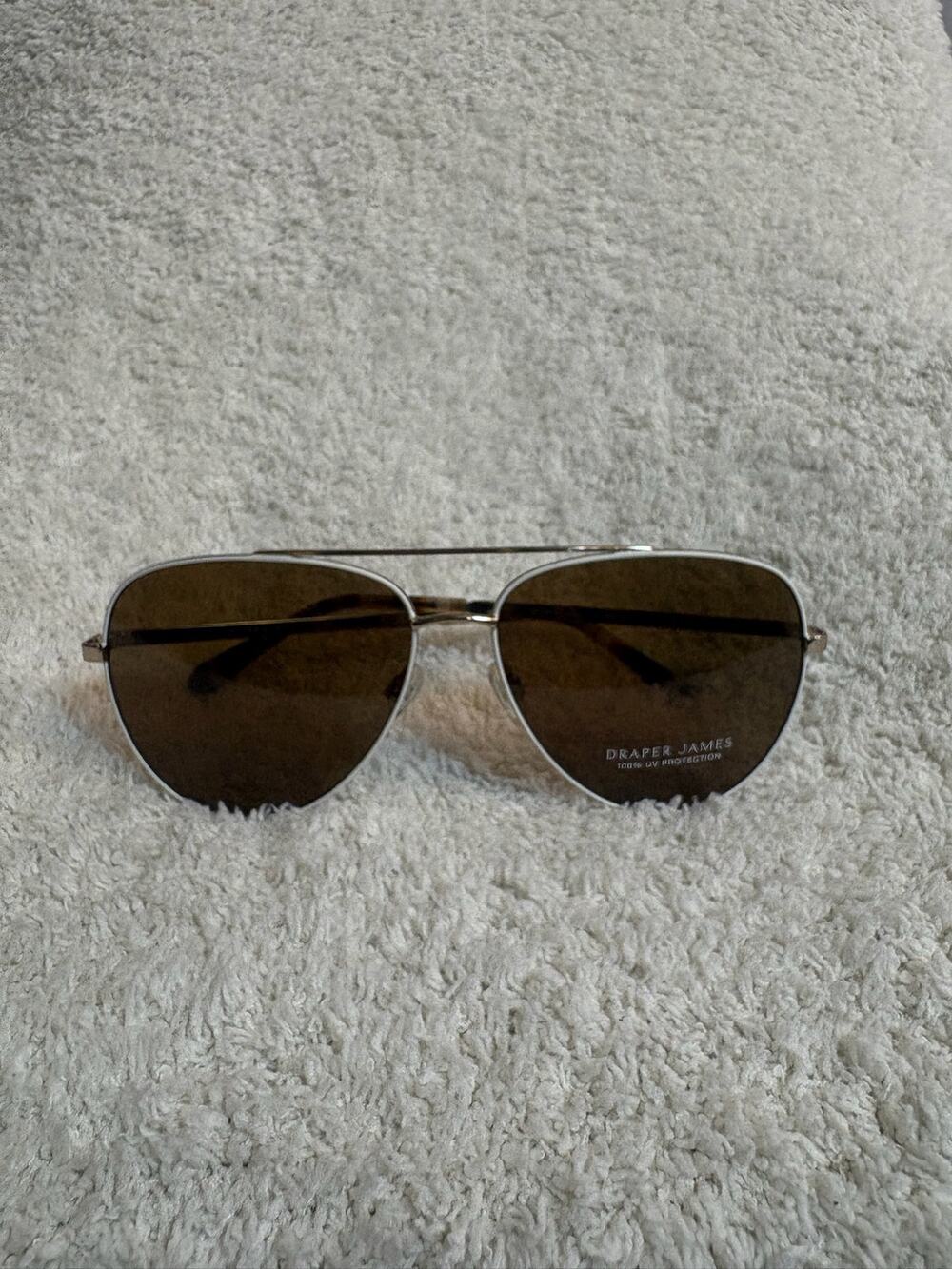 Draper James Gold Tone Metal Aviator Sunglasses Brown Gradient Frame 100% UV